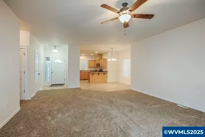 871 Mary Dr, Molalla, OR 97038 - Photo 7