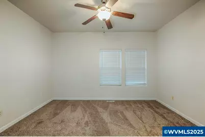 871 Mary Dr, Molalla, OR 97038 - Photo 17