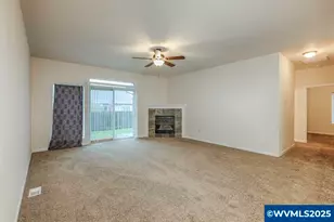 871 Mary Dr, Molalla, OR 97038 - Photo 9