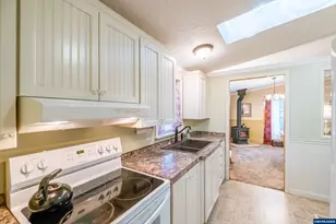 3550 Juniper St, Sweet Home, OR 97386 - Photo 7