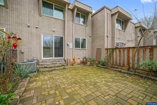 1283 Karen Way NW, Salem, OR 97304 - Photo 37