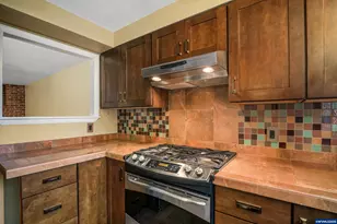 1283 Karen Way NW, Salem, OR 97304 - Photo 19