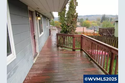 341 SW Madison St, Sheridan, OR 97378 - Photo 3