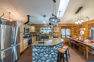 32583 Bellinger Scale Rd, Lebanon, OR 97355 - Photo 11