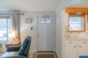 708 W High St, Stayton, OR 97383 - Photo 5