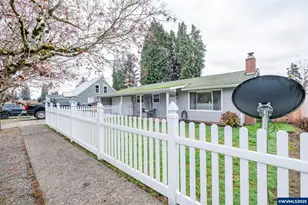 708 W High St, Stayton, OR 97383 - Photo 3