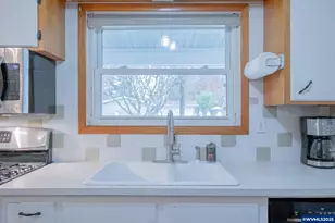 708 W High St, Stayton, OR 97383 - Photo 15