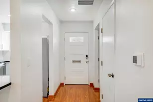 2858 Oakcrest Dr NW, Salem, OR 97304 - Photo 7