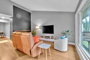 2451 Crestview Dr S, Salem, OR 97302 - Photo 13