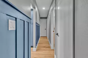 2451 Crestview Dr S, Salem, OR 97302 - Photo 11