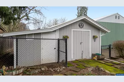 2555 NW Squire Pl, Albany, OR 97321 - Photo 39
