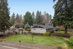 2555 NW Squire Pl, Albany, OR 97321 - Photo 11