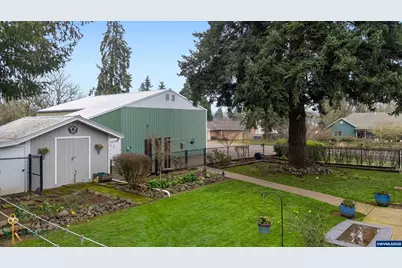 2555 NW Squire Pl, Albany, OR 97321 - Photo 37