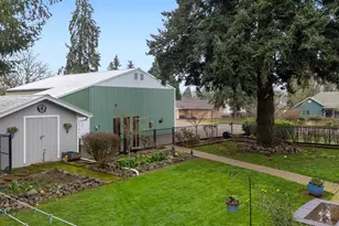 2555 NW Squire Pl, Albany, OR 97321 - Photo 37