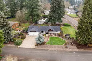 2555 NW Squire Pl, Albany, OR 97321 - Photo 5