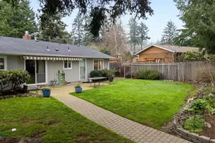 2555 NW Squire Pl, Albany, OR 97321 - Photo 35