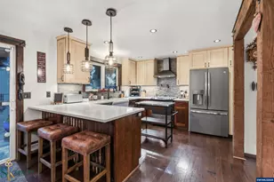 2555 NW Squire Pl, Albany, OR 97321 - Photo 17