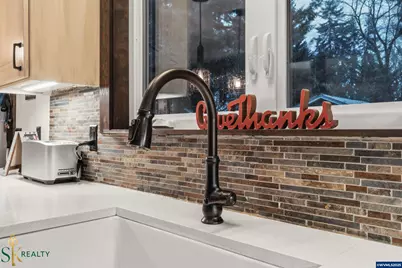 2555 NW Squire Pl, Albany, OR 97321 - Photo 21