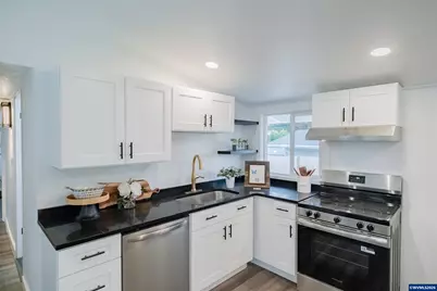 3698 Short St SE, Salem, OR 97302 - Photo 11