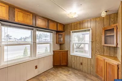 1010 Geary #1 St SE, Albany, OR 97322 - Photo 15