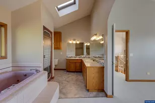 1060 NE 7th Dr, Newport, OR 97365 - Photo 31