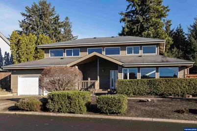 1060 NE 7th Dr, Newport, OR 97365 - Photo 3