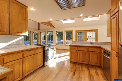 1060 NE 7th Dr, Newport, OR 97365 - Photo 15