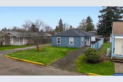 1453 (&amp;1451) Hiatt St, Lebanon, OR 97355 - Photo 3