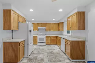 4976 Trade Wind Ave N, Keizer, OR 97303 - Photo 9