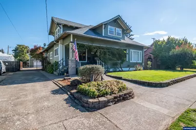 363 S 2nd St, Lebanon, OR 97355 - Photo 1