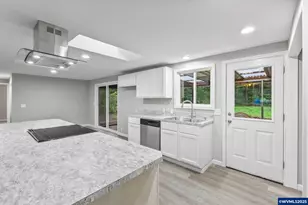 275 SE 143rd St, South Beach, OR 97366 - Photo 9