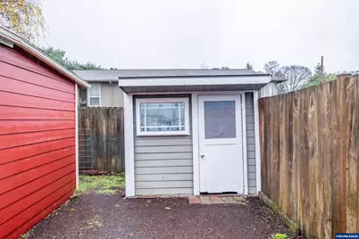 1810 Liberty St NE, Salem, OR 97301 - Photo 37
