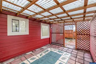 1810 Liberty St NE, Salem, OR 97301 - Photo 31