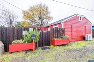 1810 Liberty St NE, Salem, OR 97301 - Photo 39