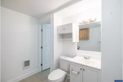 1810 Liberty St NE, Salem, OR 97301 - Photo 25