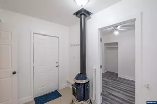 1810 Liberty St NE, Salem, OR 97301 - Photo 19