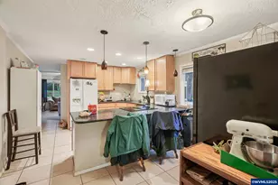 780 Idylwood Dr SE, Salem, OR 97302 - Photo 9