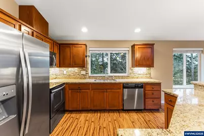 7255 Eastwood Dr SE, Turner, OR 97392 - Photo 11