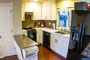 547 SE Sheridan Rd, Sheridan, OR 97378 - Photo 7