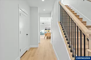 407 S 1st St, Silverton, OR 97381 - Photo 11