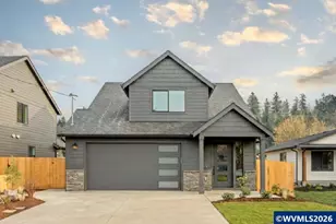 407 S 1st St, Silverton, OR 97381 - Photo 1