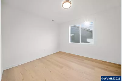 401 S 1st St, Silverton, OR 97381 - Photo 11