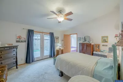 1255 NE Laurelridge St, Keizer, OR 97303 - Photo 35