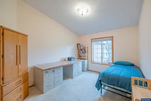 1255 NE Laurelridge St, Keizer, OR 97303 - Photo 23