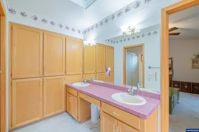 1255 NE Laurelridge St, Keizer, OR 97303 - Photo 41