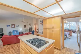 1255 NE Laurelridge St, Keizer, OR 97303 - Photo 15