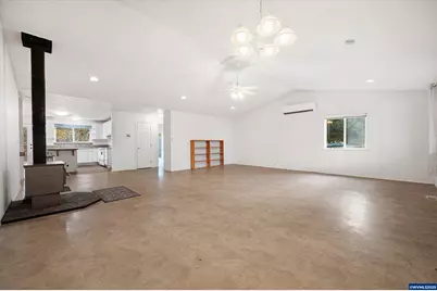 9620 Wells Landing Rd, Independence, OR 97351 - Photo 3