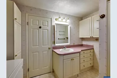 1032 Stanfield Rd, Woodburn, OR 97071 - Photo 13