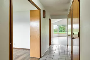 2135 Country Club Terrace, Woodburn, OR 97071 - Photo 5