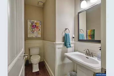 422 Turnberry Av, Woodburn, OR 97071 - Photo 27